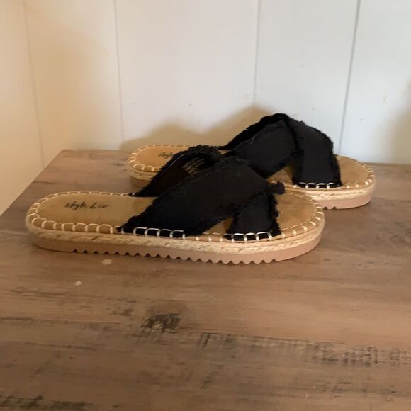 NWT Style & Co Kelt Black Sandals Size 7 - Picture 4 of 5